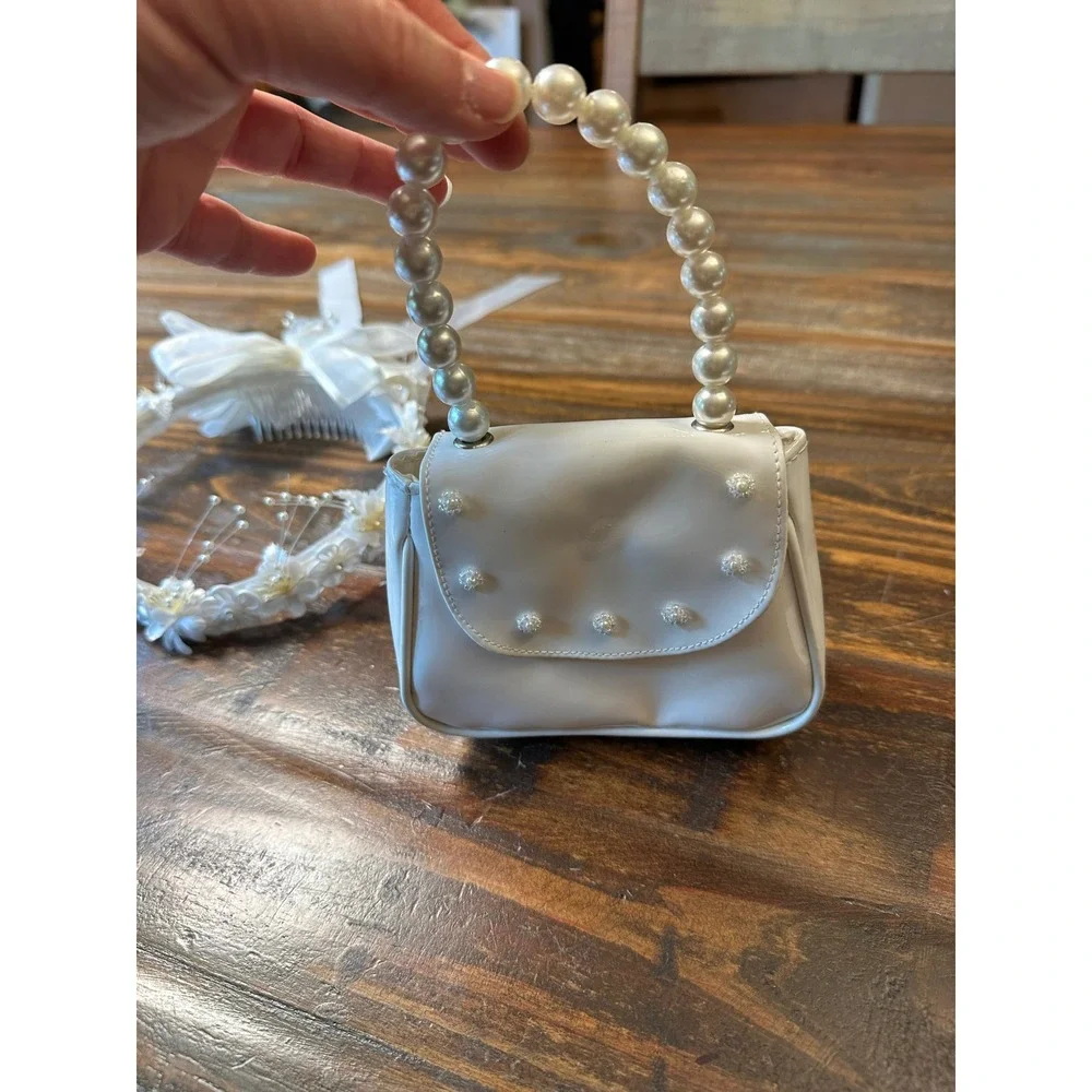 VTG. White Flower Crown Communion Accessory Set Floral Headpiece‎ & Pearl Purse